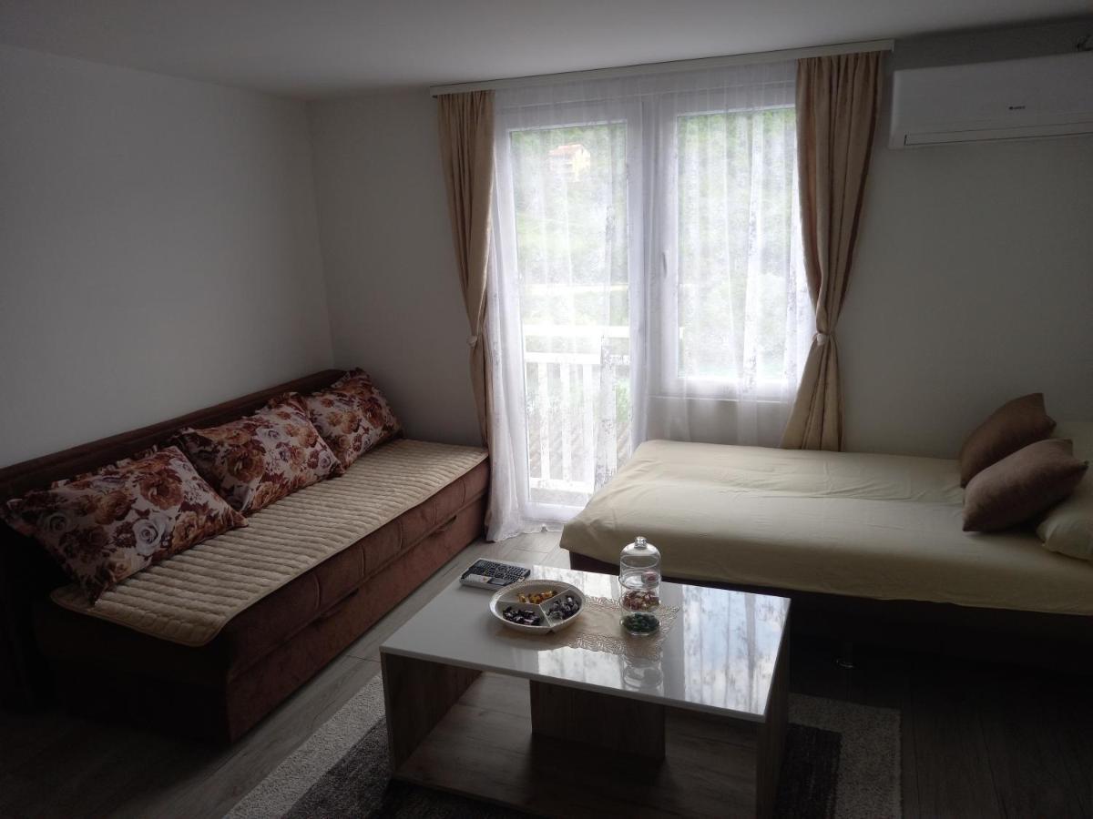 Mala Kuca Apartment Foca Exterior photo